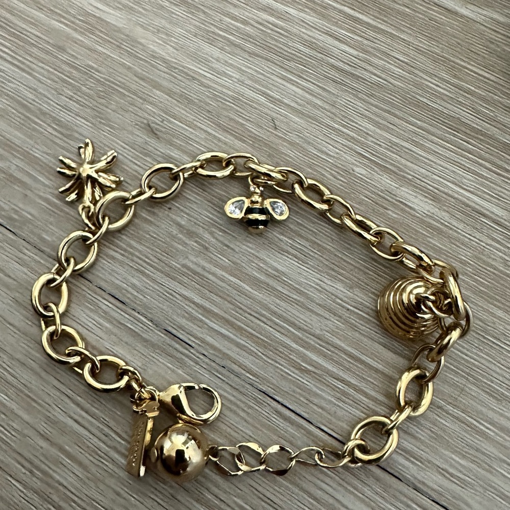 kate spade new york daisy + bee charm bracelet 🌼🐝